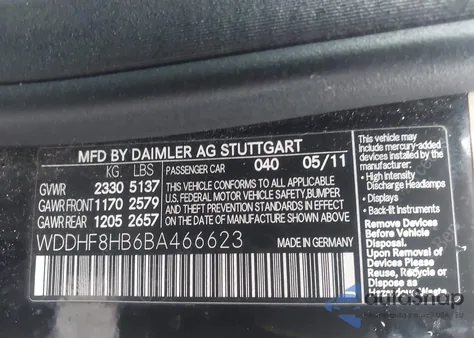 2011 Mercedes-Benz E 350 4Matic z USA, uszkodzony, nr VIN WDDHF8HB6BA466623